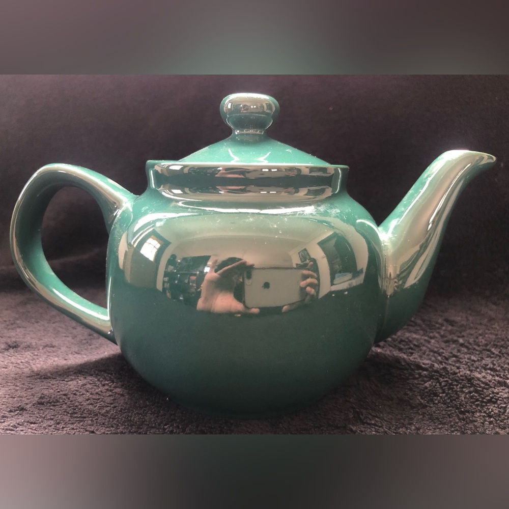 Old Amsterdam Porcelain Works 2 Cup Hampton Teapot Green NIB